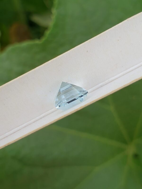 Aquamarine | Light Blue  | 1.95 ct - Image 5