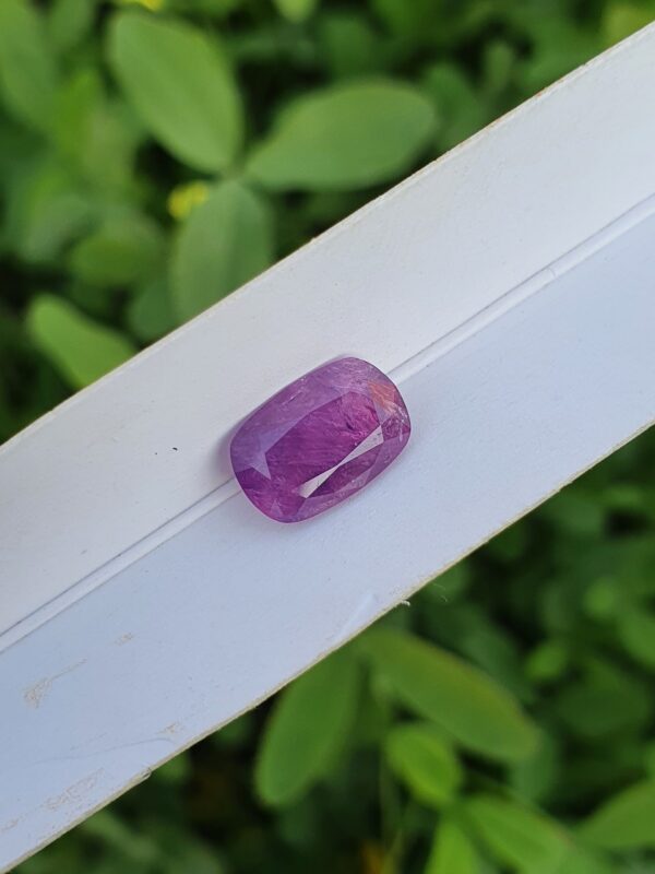 Corundum from Kashmir | 3.16 ct