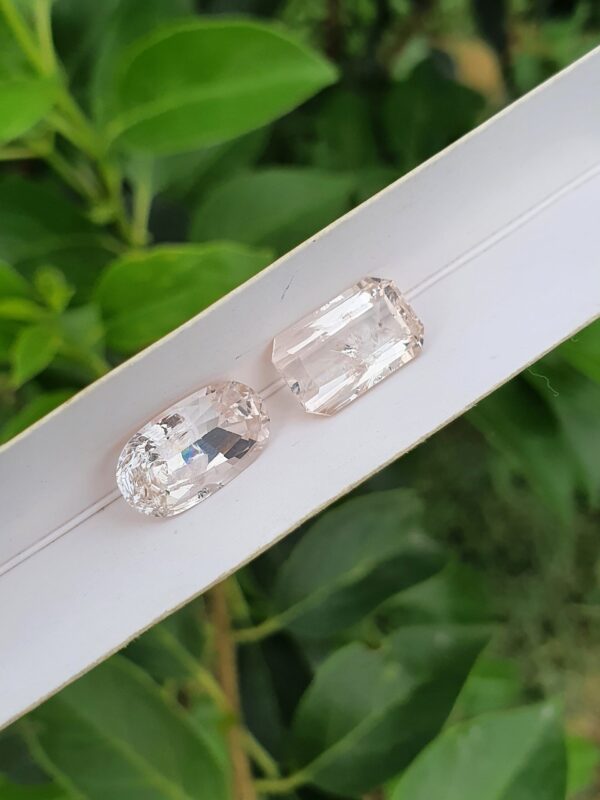 Imperial Topaz | 5.59 ct , 5.36 ct - Image 2