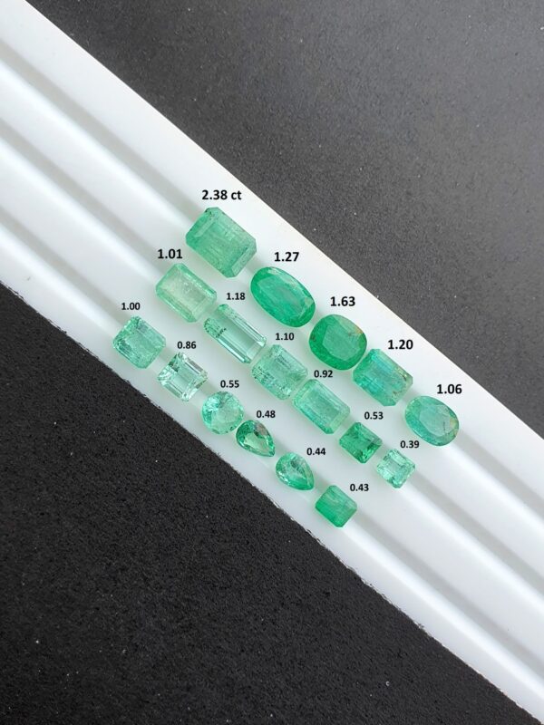 Emerald Lot From Panjshir Afghanistan Transparent | 16.40 ct - Image 2