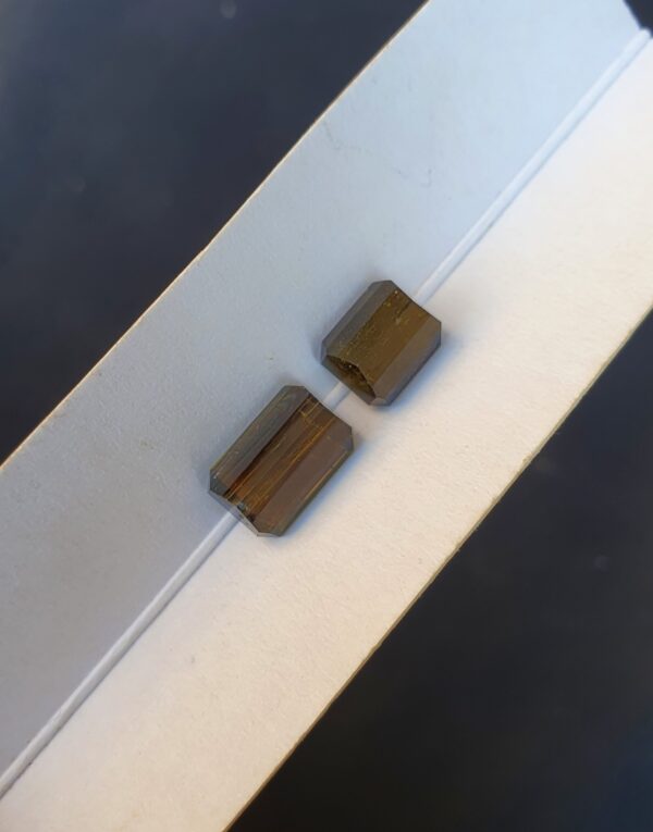 Epidote Stone Loose Natural From Pakistan | 4.00 ct & 3.23 ct - Image 6