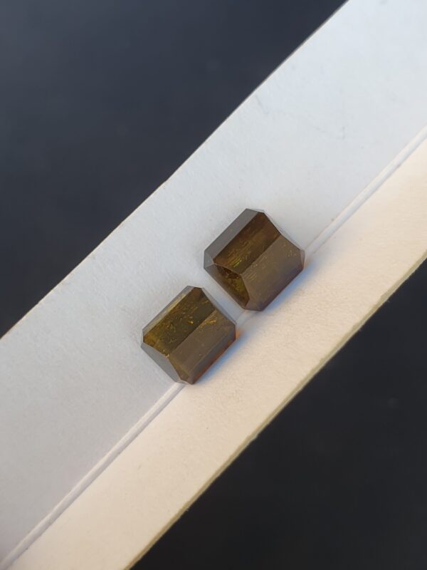 Epidote Stone Loose Natural From Pakistan | 3.72 ct & 4.15 ct - Image 5