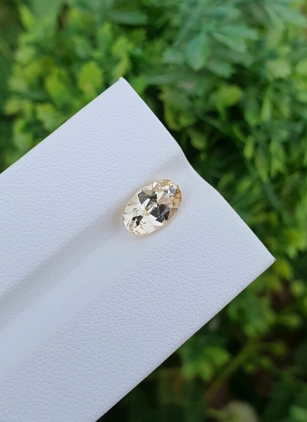 Imperial Topaz Yellow Color From Katlang | 1.96 ct - Image 2