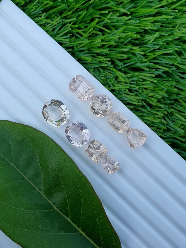 Imperial Topaz Stone Lot From Katlang | 8 PCs | 37.41 ct - Image 4