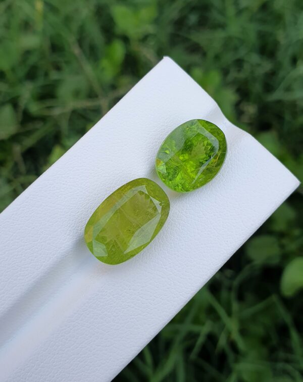 Peridot Pair Natural Loose | 7.57 ct & 10.33 ct - Image 3