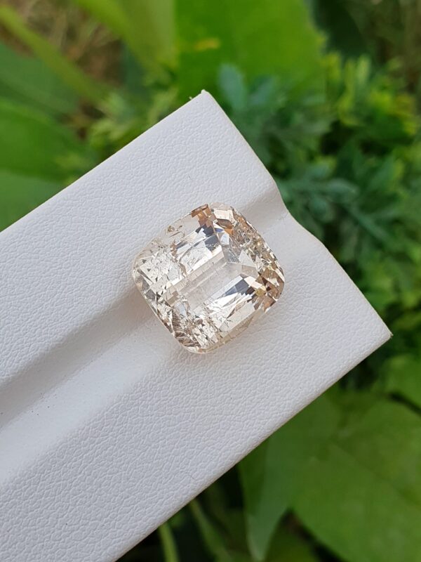 Imperial Topaz Stone From Katlang | 14.53 ct - Image 2