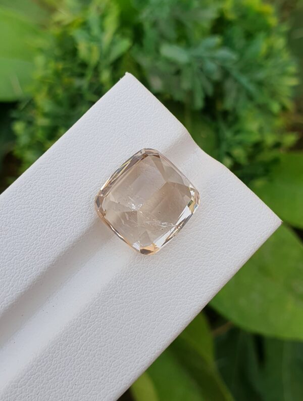 Imperial Topaz Stone From Katlang | 14.53 ct - Image 4