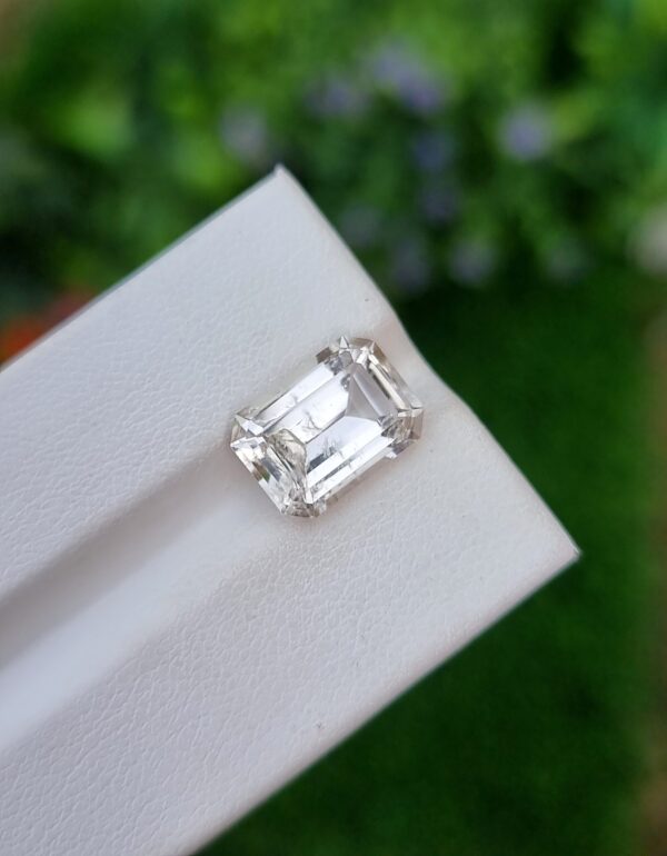 Topaz Stone Loose Faceted From Katlang 5.77 ct - Image 2