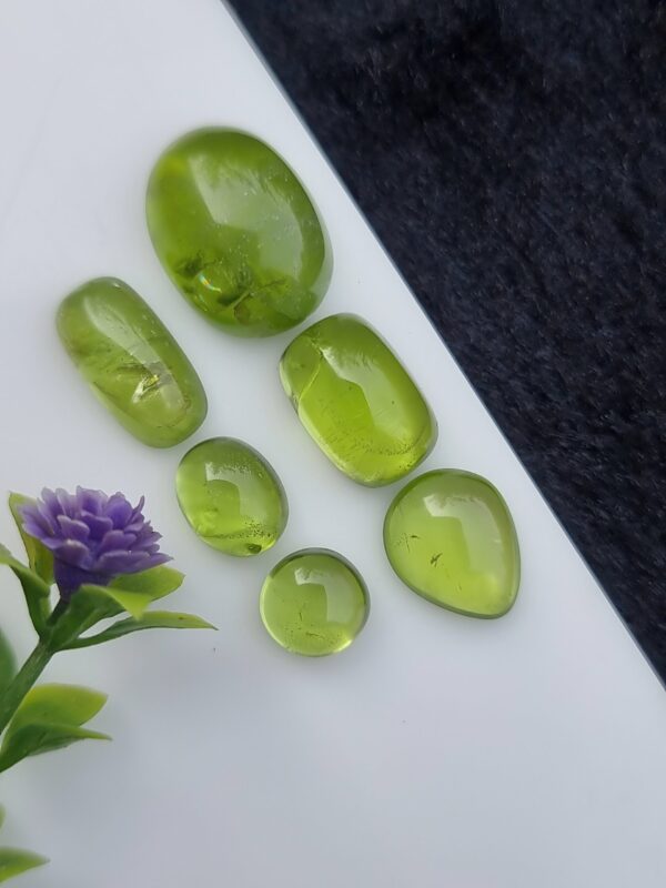 Peridot Cabochons Lot From Pakistan | 26.63 ct - Image 5