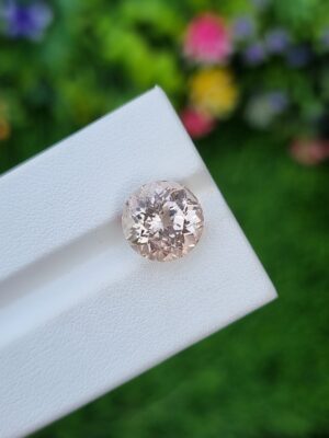 Imperial Topaz Stone Round Shape From Katlang Pakistan Natural Untreated  6.72 ct