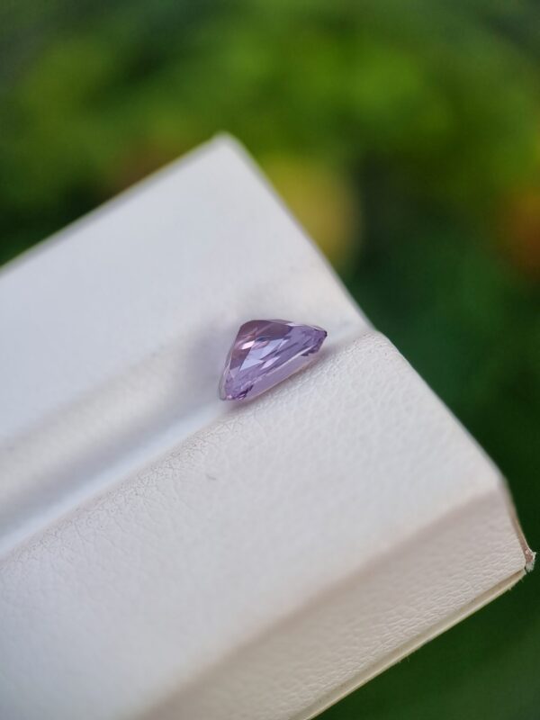 Spinel Stone Violet Color From Badakhshan Afghanistan | 1.62 ct - Image 3