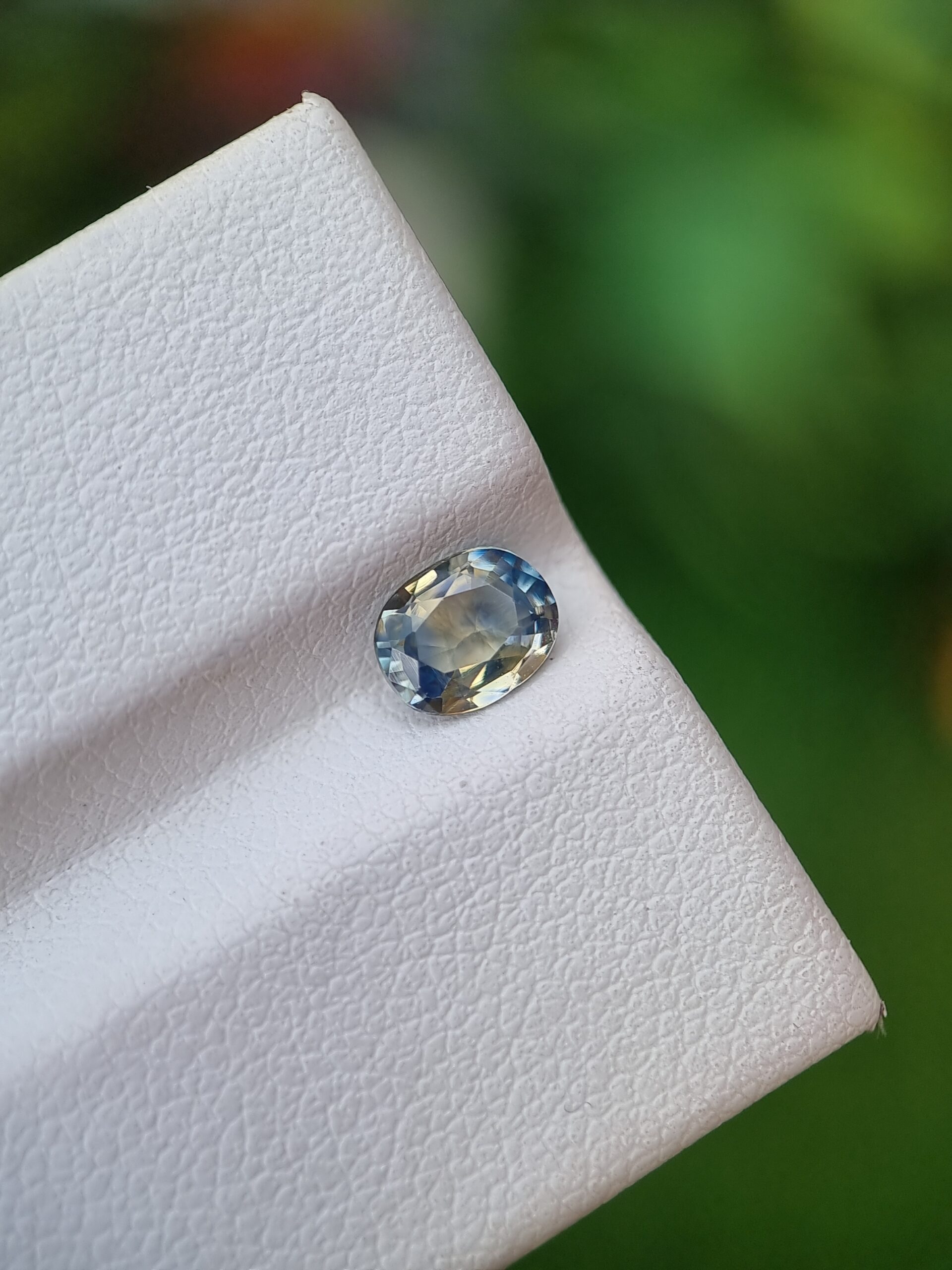 Genuine 0.72 ct Natural Sapphire - Bicolor Light Yellow & Light Blue Gemstone