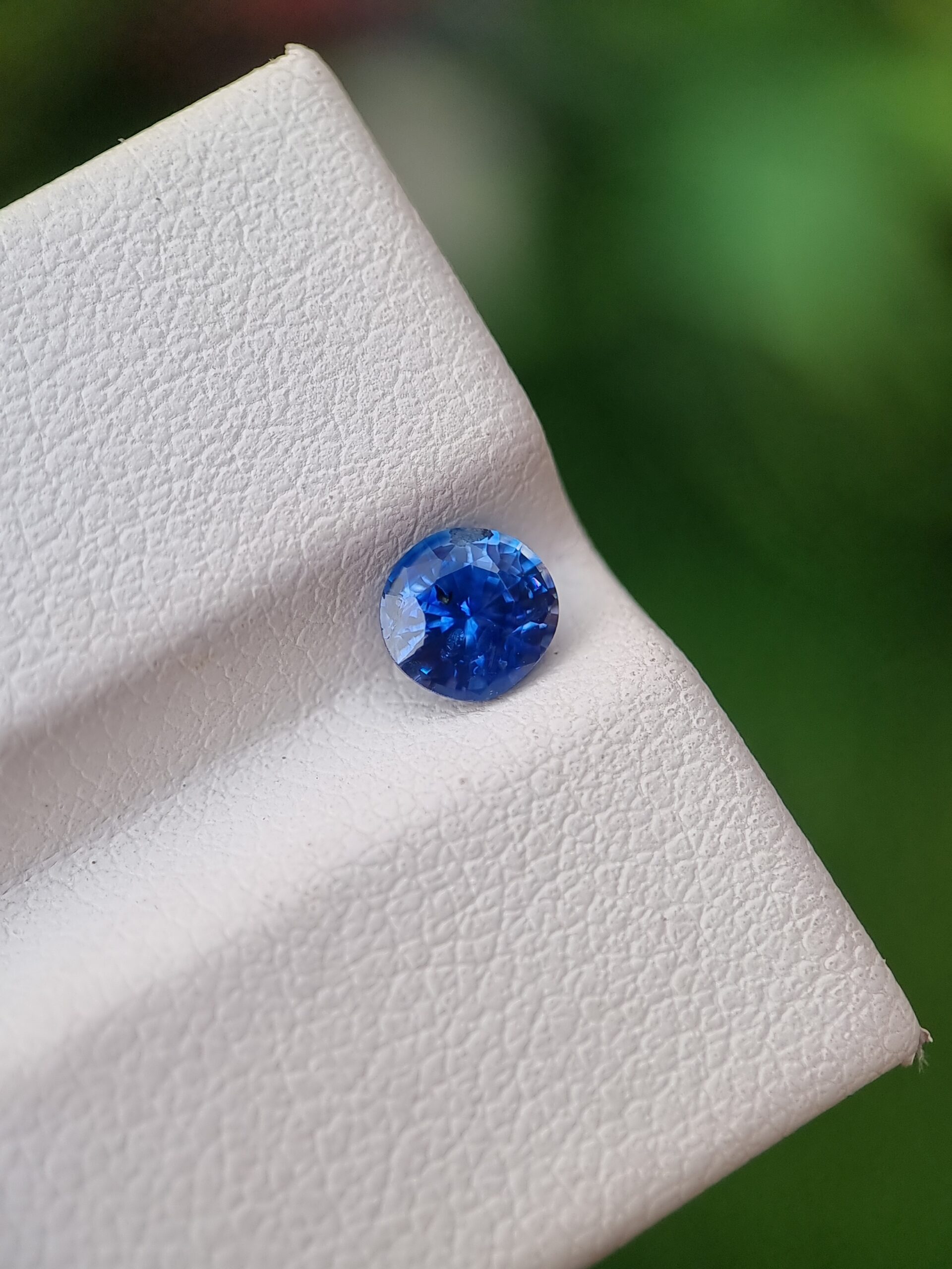 0.69 ct Natural Cornflower Blue Sapphire Certified