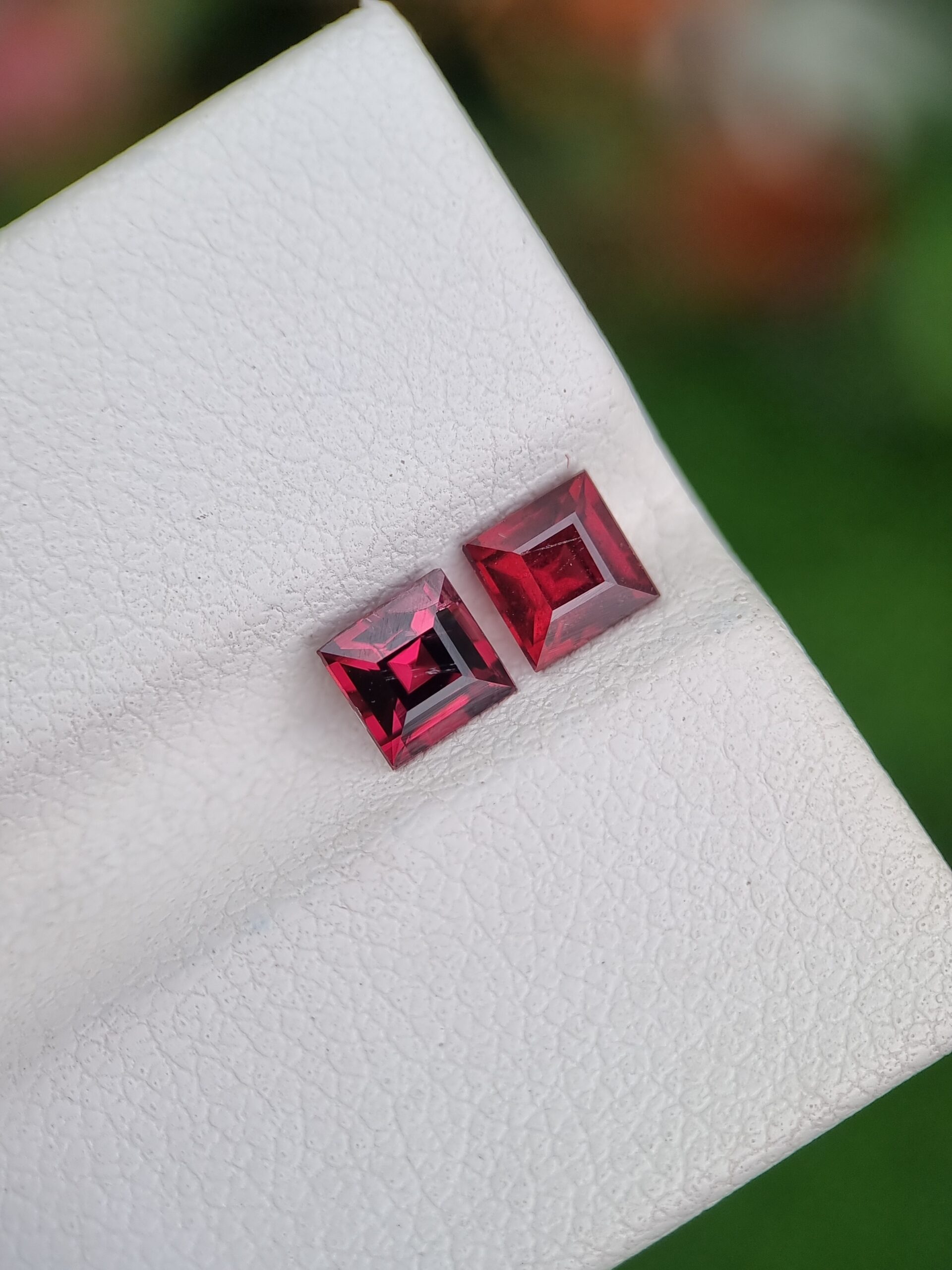 Chic Rectangular Natural Rhodolite Garnet Pair - 0.56 ct & 0.53 ct