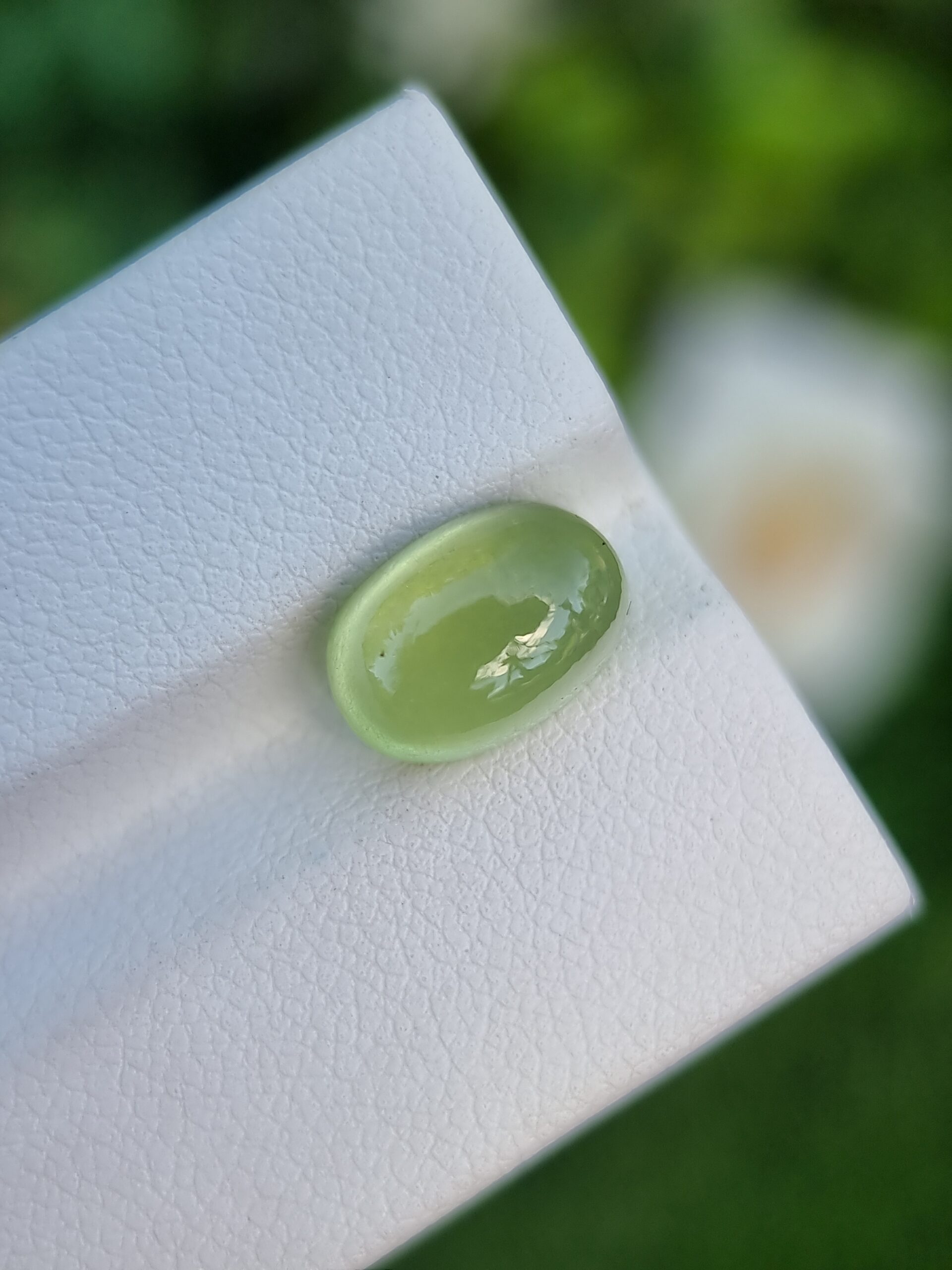4.42 ct Yellowish Green Oval Peridot Cabochon from Pakistan
