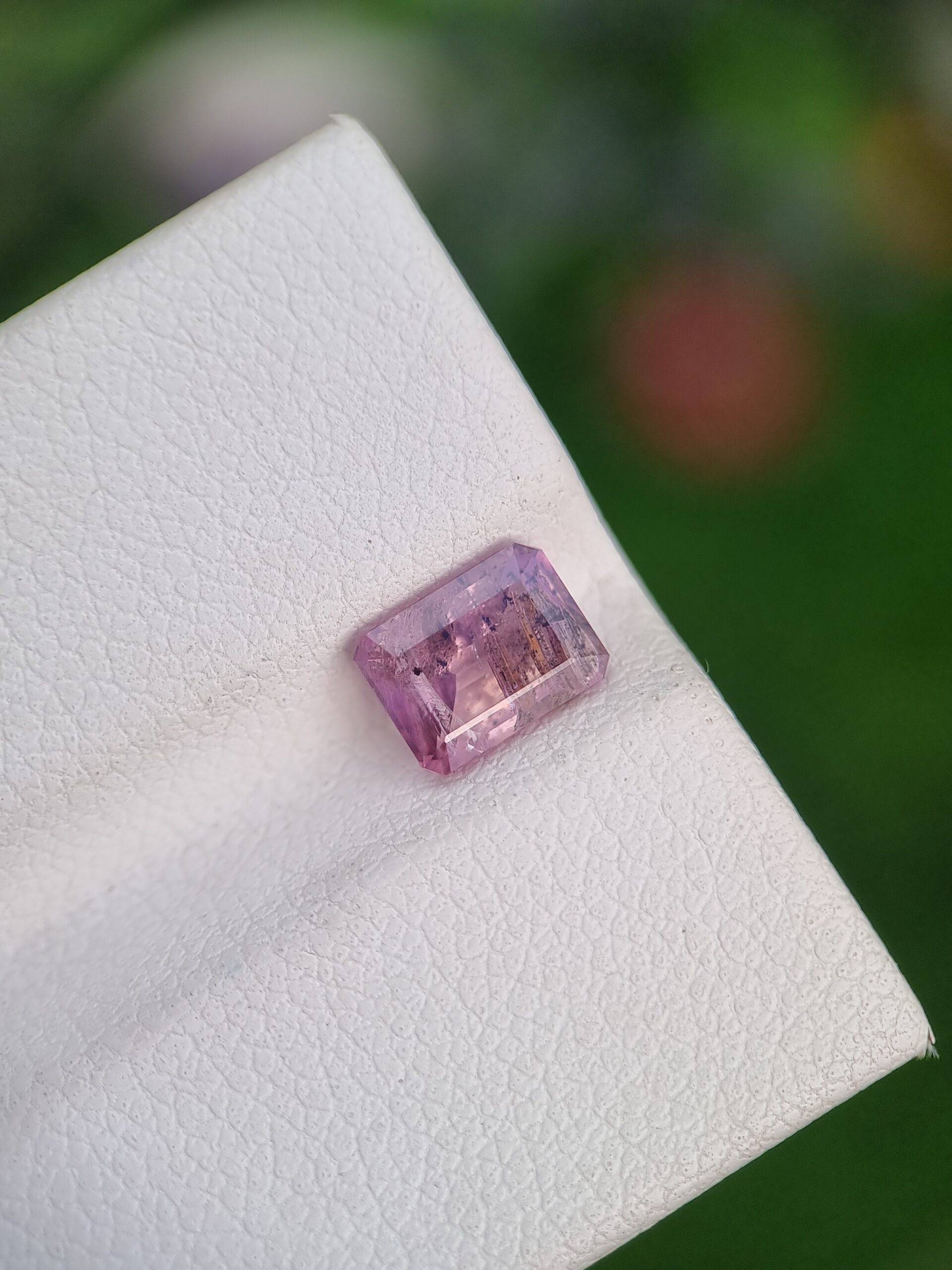 Luxurious 1.27 ct Emerald-Cut Purplish Pink Natural Sapphire - Untreated Afghan Gem