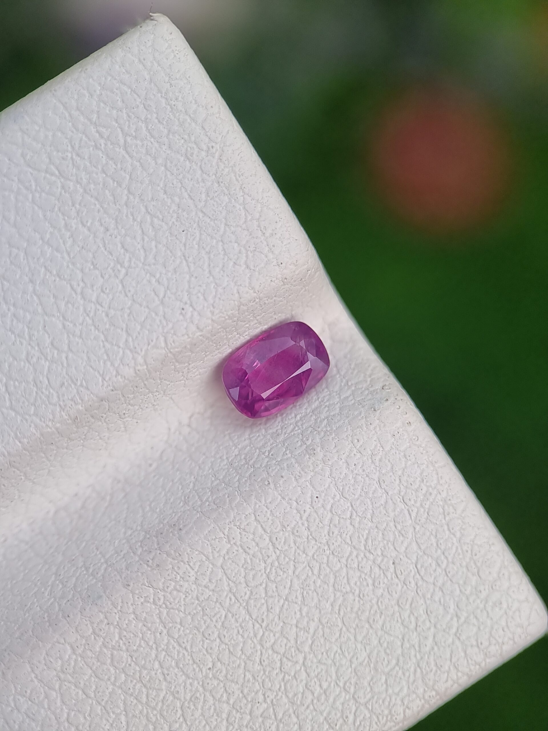 Radiant 0.46 ct Oval Natural Sapphire in Purplish Pink - Authentic