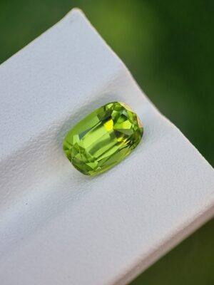 Peridot Stone Natural Loose Faceted | 2.27 ct