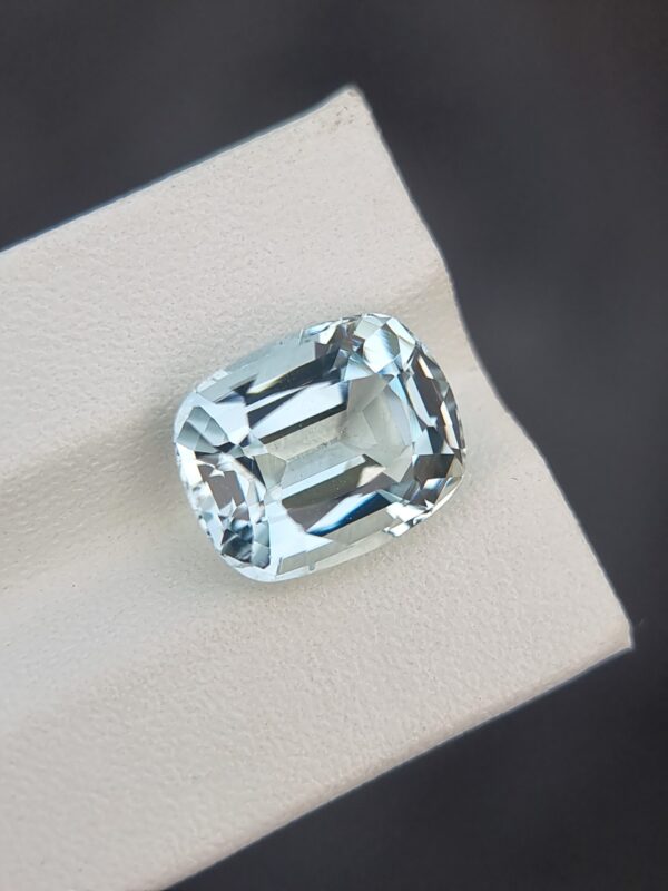 Natural Light Blue Aquamarine, 5.22 Carats Cushion Cut from Afghanistan (Untreated - Image 2
