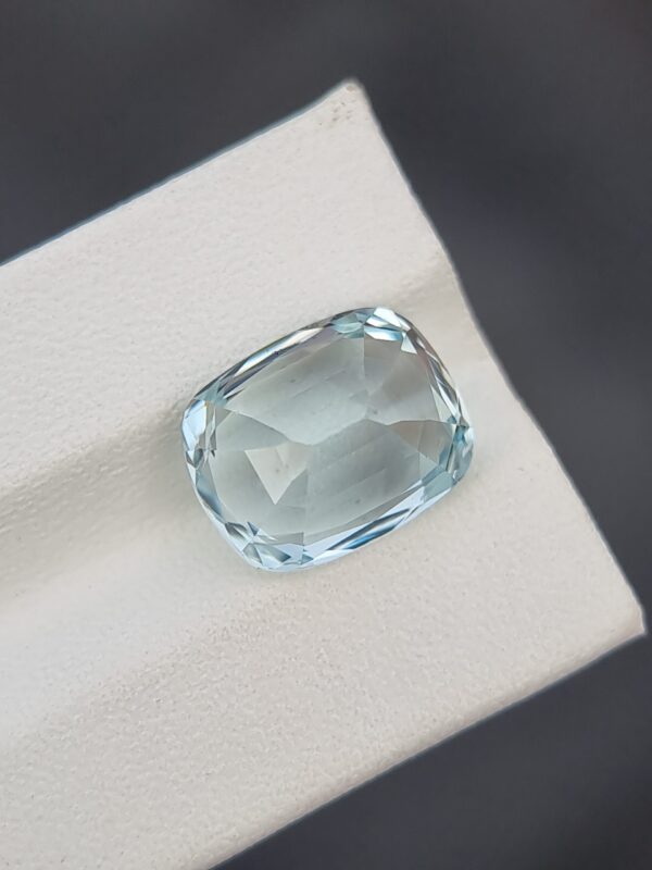 Natural Light Blue Aquamarine, 5.22 Carats Cushion Cut from Afghanistan (Untreated - Image 5