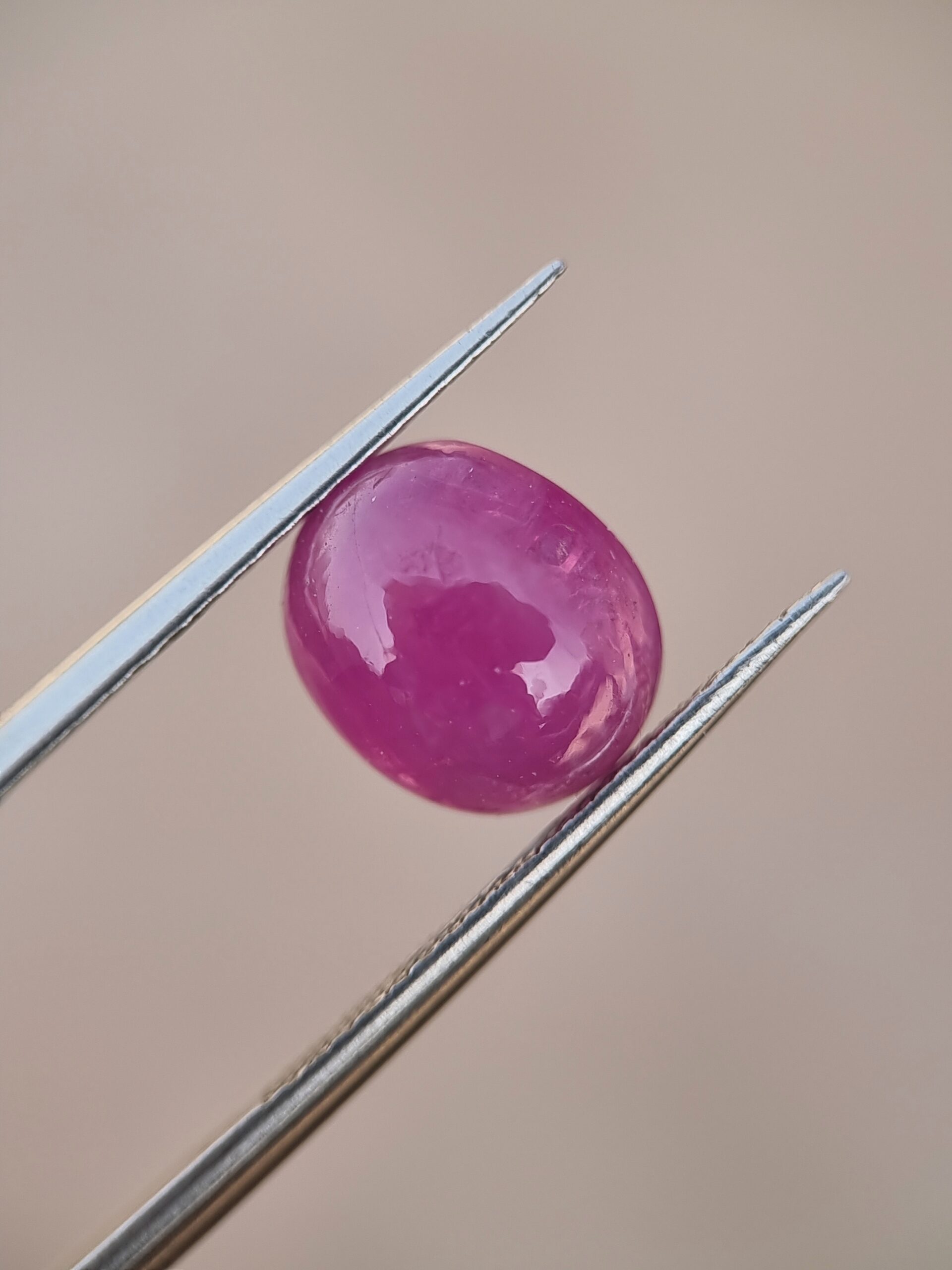 4.07ct Purplish Pink Oval Cabochon Sapphire from Afghanistan
