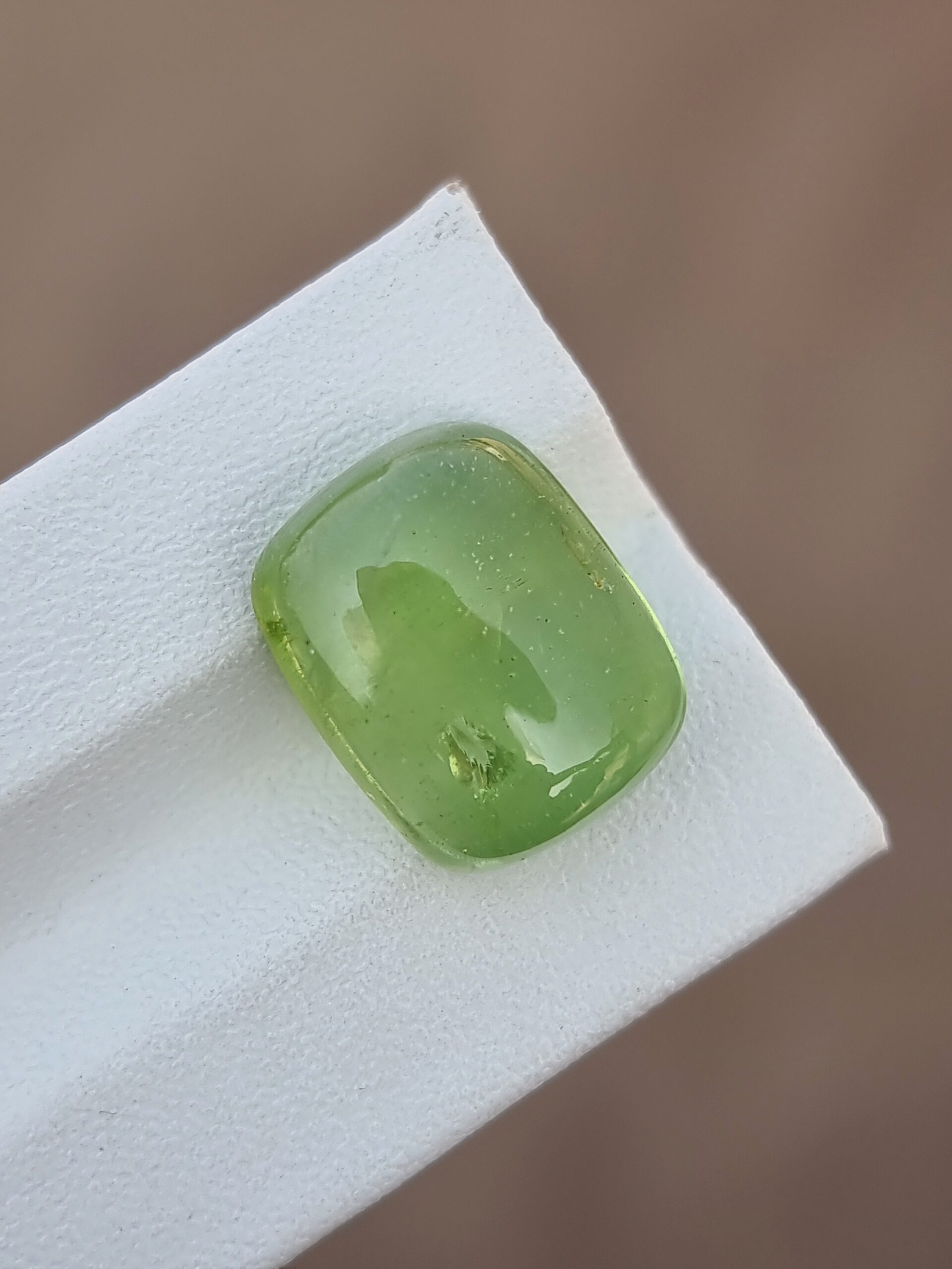 Natural 10.17 ct Green Cabochon Peridot from Pakistan