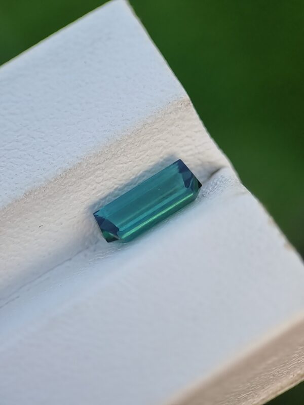 Natural Bluish Green Emerald Cut Tourmaline 0.92 ct | Loupe Clean - Image 3
