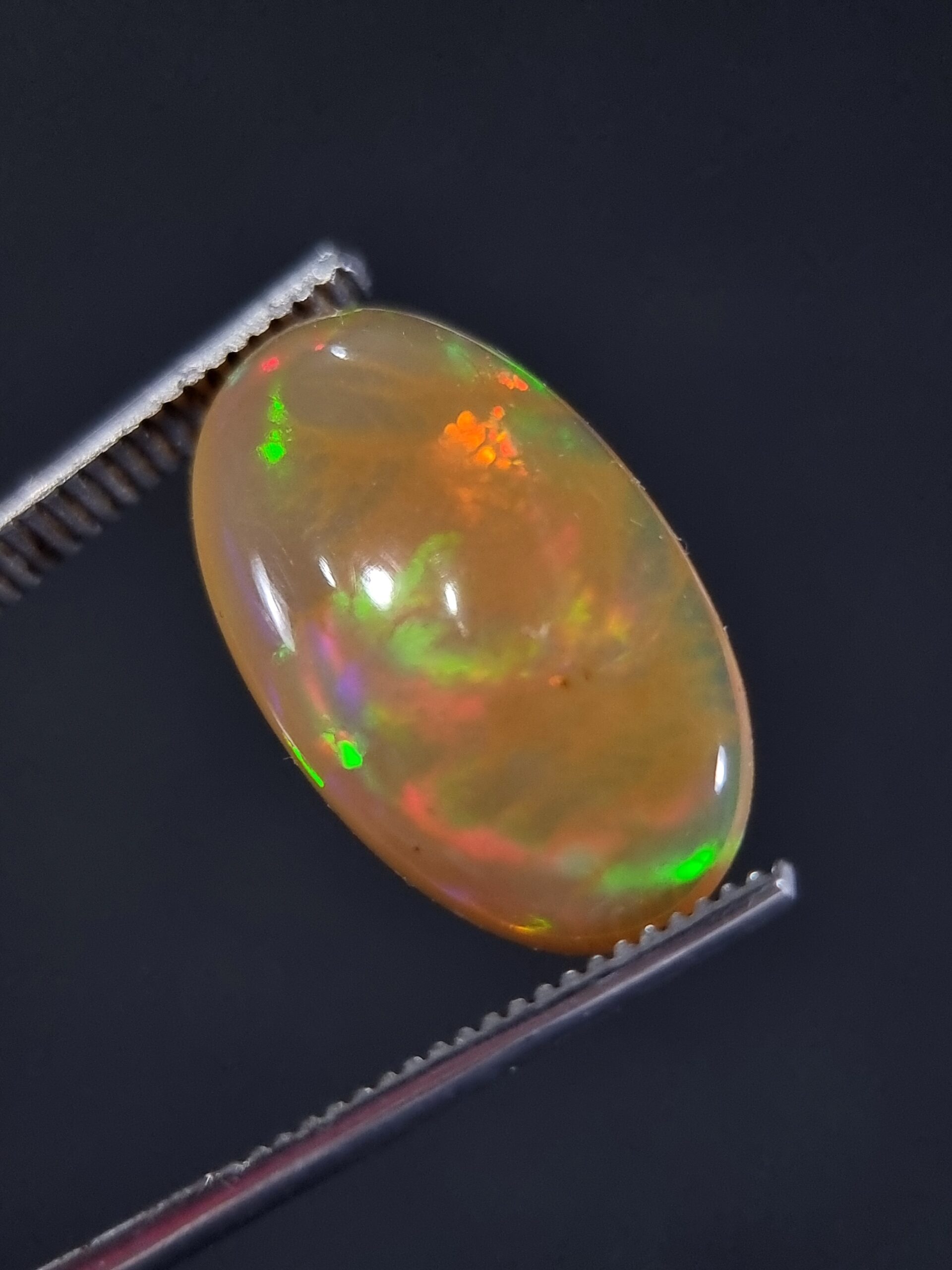 Natural Ethiopian Brown Opal - 9.18 ct Oval Translucent Gemstone