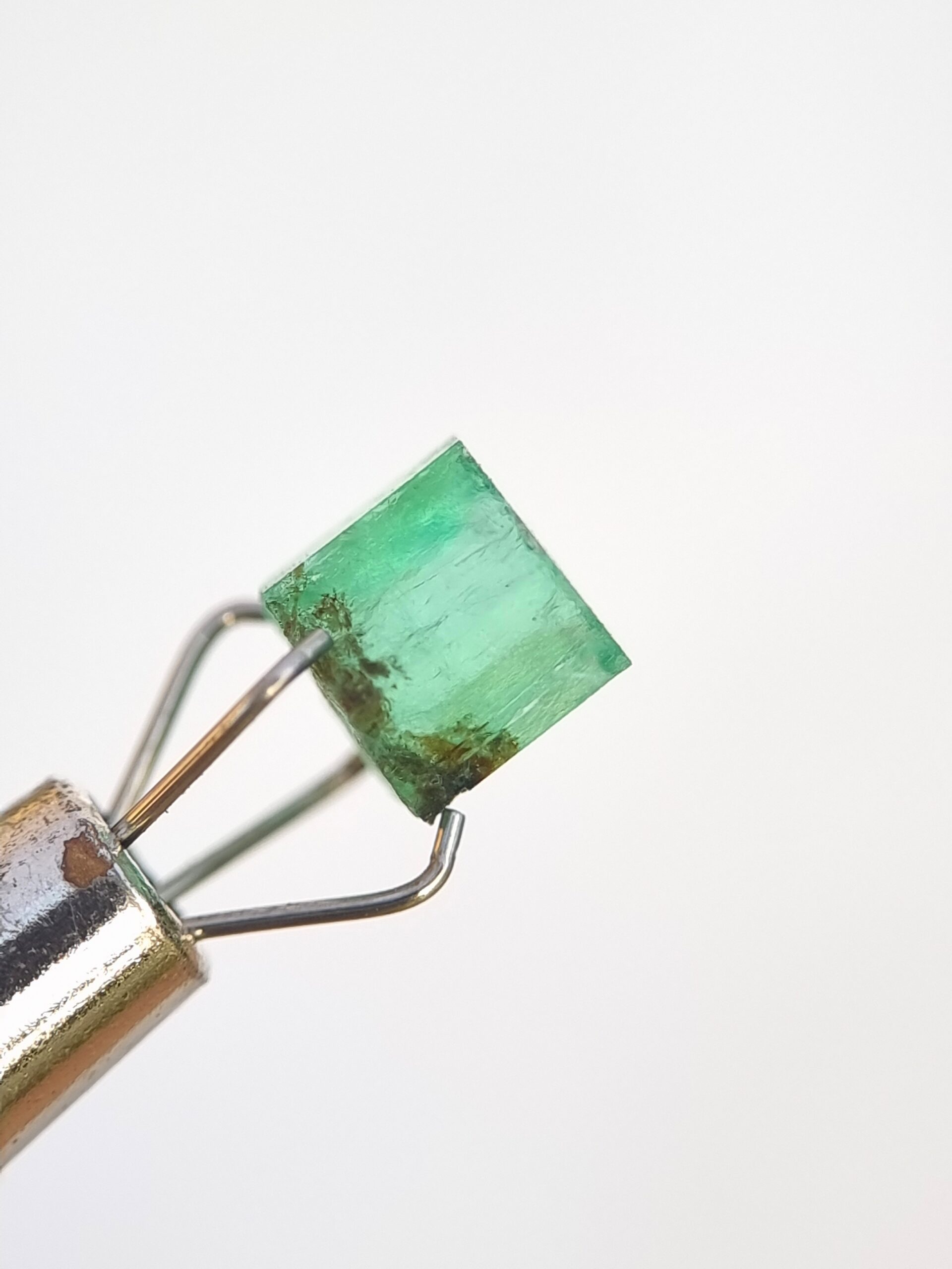 Natural Emerald 1.37 ct Raw Uncut Green Crystal from Swat, Pakistan