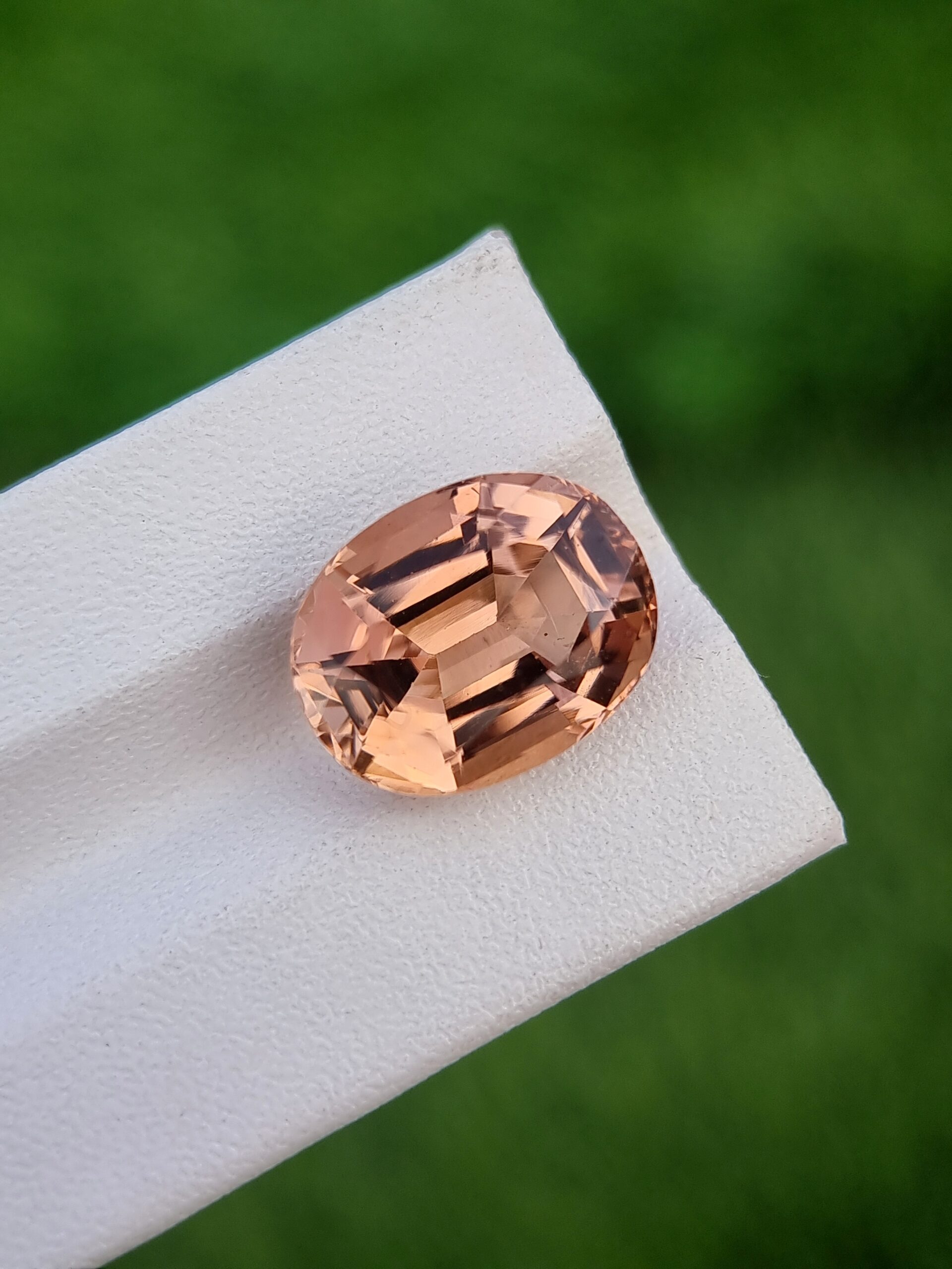 7.05 ct Natural Oval Honey Color Tourmaline Gemstone - African Origin