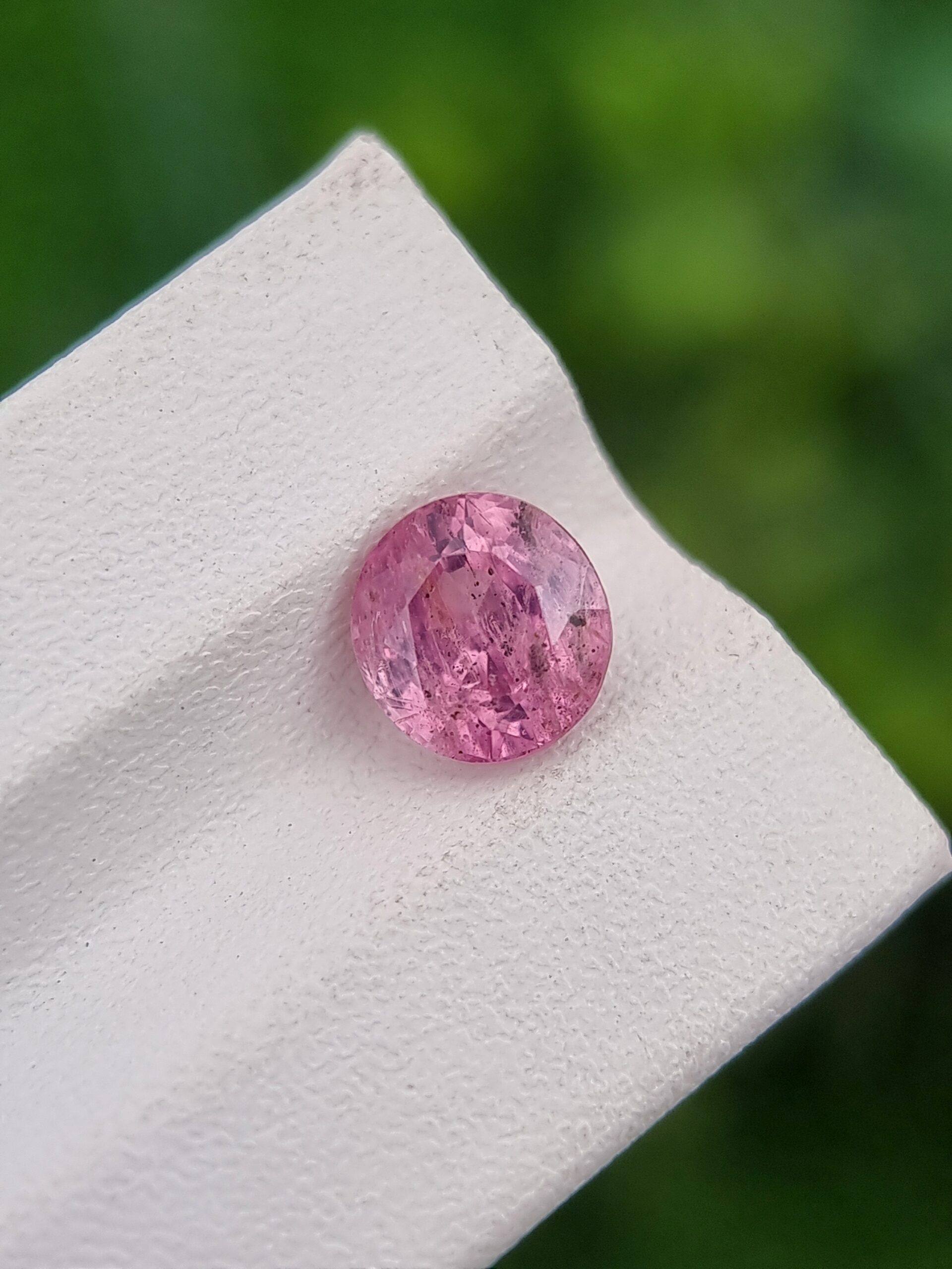 Natural Pink Sapphire 2.20 ct Oval Cut – Untreated & Certified